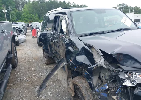 2017 Toyota 4Runner Sr5 z USA, uszkodzony, nr VIN JTEBU5JRXH5412668